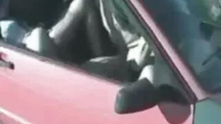 Une prostituée video femme mature sexe brune incroyablement chaude suce et chevauche une bite
