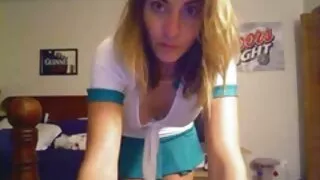 Ruri Kouda, cavalier de bite au goût agréable, se fait percer la chatte duveteuse en mature a gros seins missionnaire