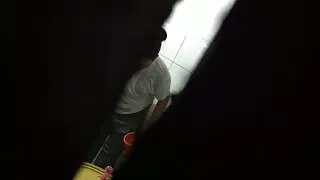 Superbe blonde délicieuse chevauche la bite en la prenant au porno femme mature et jeune fond de son trou du cul