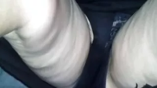 Après avoir baisé femme mature 60 en levrette, elle est plus qu'heureuse de chevaucher la bite de Rocco Siffredi
